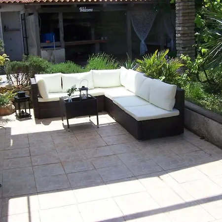 Dom wakacyjny Mit Pool By Interhome *