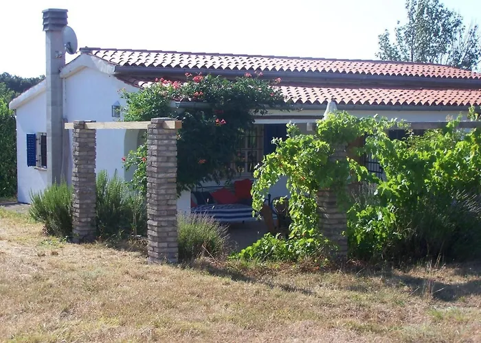 Mit Pool By Interhome בית נופש *
